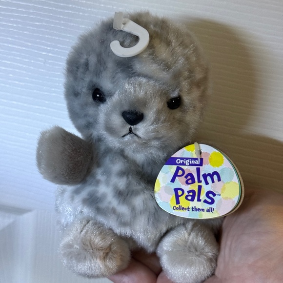 Palm Pals Marina Harbour Seal - Picture 1 of 2